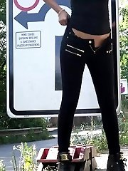 15 pictures - Gorgeous brunette pisses outside on a main road