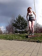 15 pictures - Redhead sprays a messy stream of piss outside