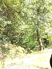 15 pictures - Gorgeous blonde squats to piss on top step