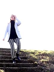15 pictures - Cute blonde in glasses squats to piss outside