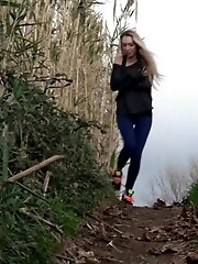 15 pictures - Stunning blonde Foxies pisses outside on track
