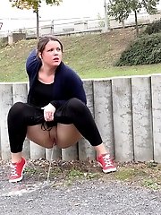 15 pictures - Messy piss puddle is left after outdoor pissing